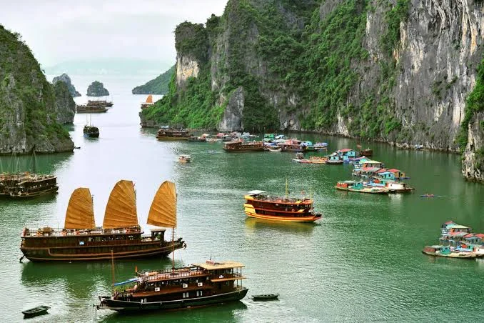 Tam Coc Ninh Binh - Vietnam Landscape